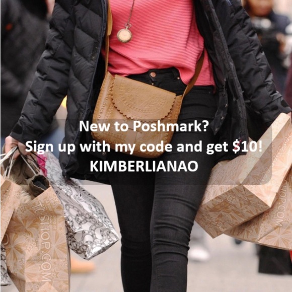 Victoria’s Secret Brown Turtleneck - Picture 7 of 7